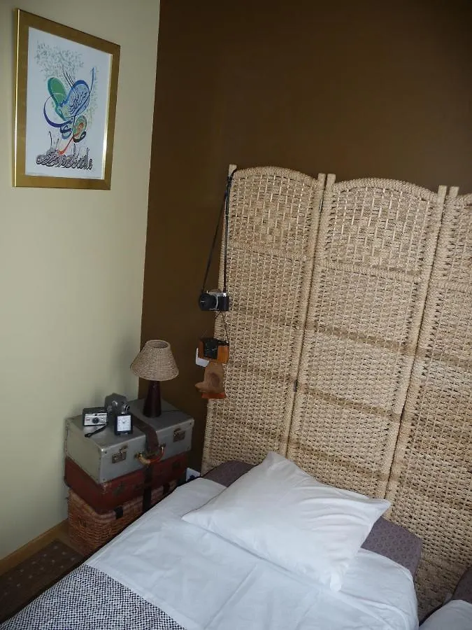 Au Troubadour Bed & Breakfast Lille