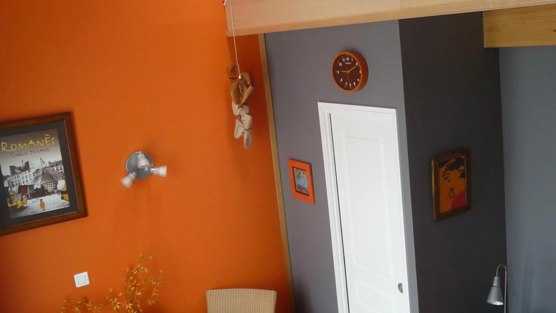 Au Troubadour Bed & Breakfast Lille