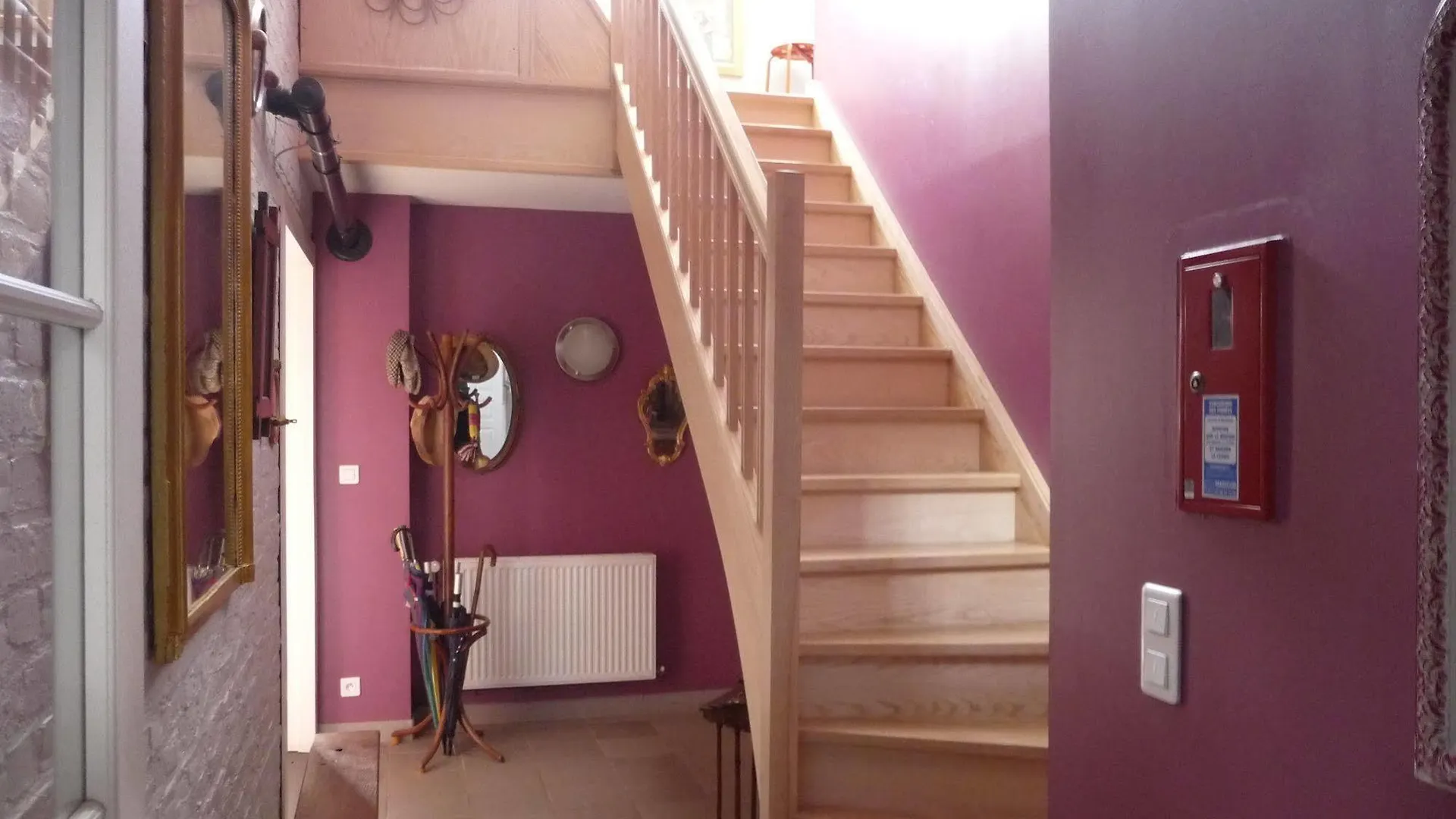 Au Troubadour Bed & Breakfast Lille 3*,